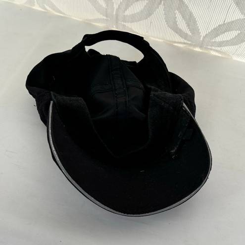 Lululemon  Black Womens Lightweight Hat