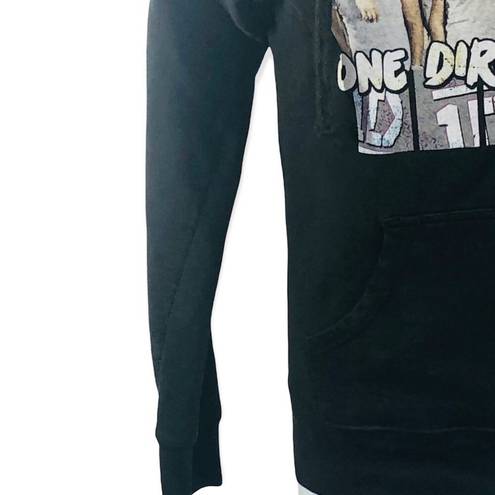 One Direction  Vintage Concert Sweatshirt 1D All Members Photograph Front SMALL