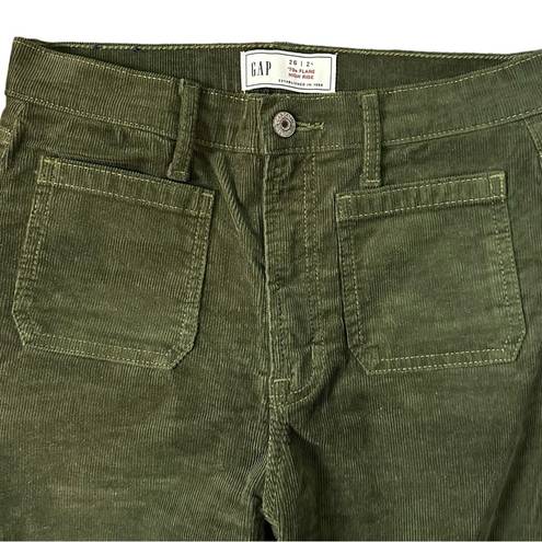 Gap  70s Flare High Rise Corduroy Jeans in Mistletoe Size 26