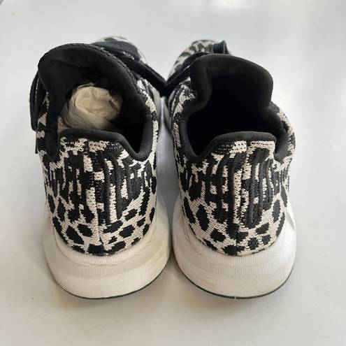 Adidas  Swift Run BD7962 Women's Running Shoes Lace Up‎ Animal Print Size …