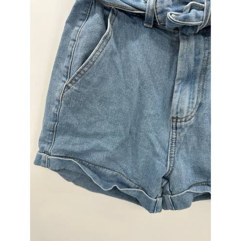 Krass&co Denim  Light Wash Blue Denim Paperbag High-Rise Shorts Women's Size 4