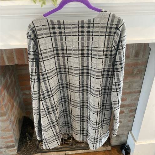 J.Jill 𝅺 Grey Thick Plaid Sweater size Medium Like New