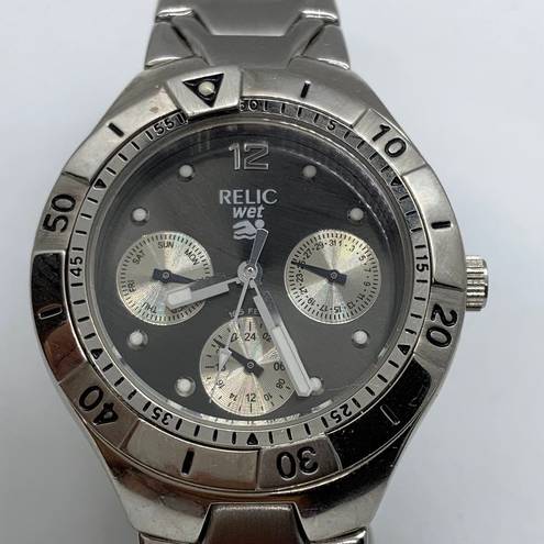 Relic Women’s  “wet” analog multifunction day date 37mm up to 7” fresh battery