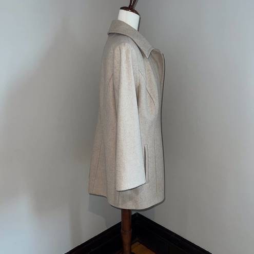 London Fog Gorgeous  Wool Coat!