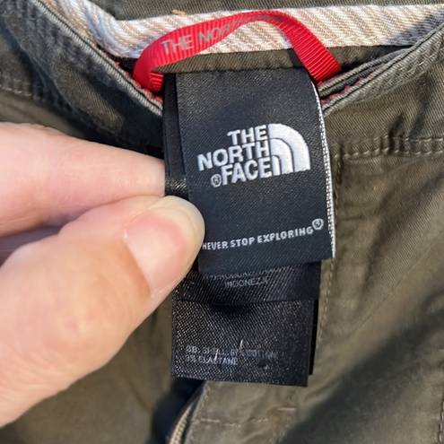 The North Face  Women's Bishop Capri Green Size 6 Regular Outdoor 🖤‎