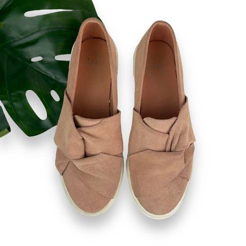 Gap  Suede Wrapped Knot Slip-On Sneakers in Blush Pink