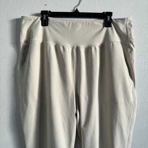 Old Navy Ivory Powersoft Align Joggers