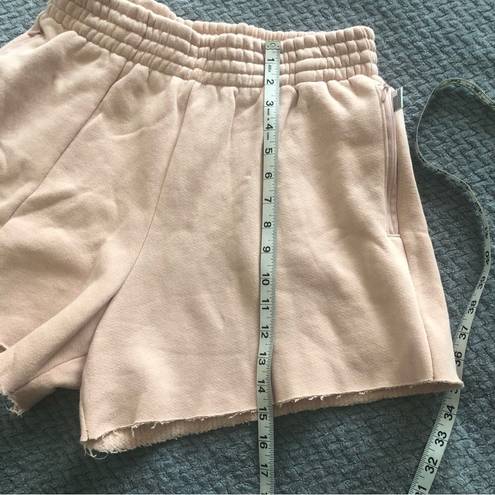 Good American  the high waist sweat short blush pink size small