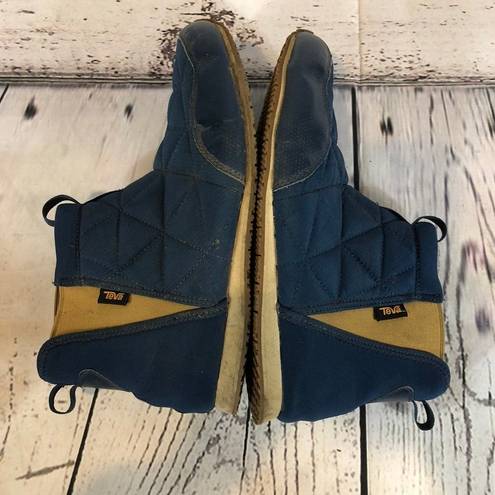 Teva  EMBER MID IN NAVY size 7