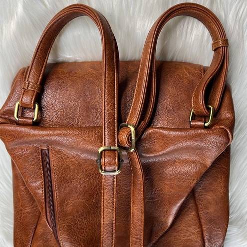 Krass&co Jen &  Brown Leather Flap Over Backpack