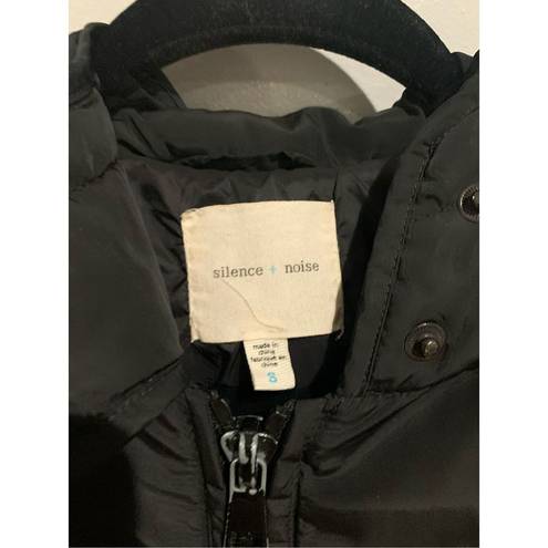 Silence + Noise URBAN OUTFITTERS Puffer Jacket-Black- Heavyweight Womens EUC Small