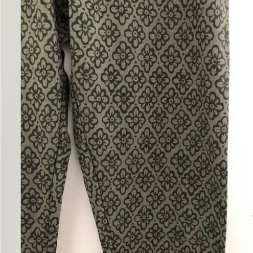 Sonoma  Womens THE EVERYDAY LEGGINGS Size Medium Long Olive Green New