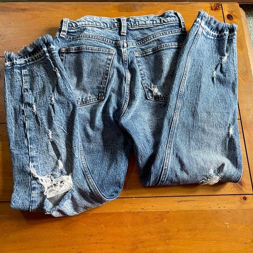 Abercrombie & Fitch  Distressed Jeans 25/0