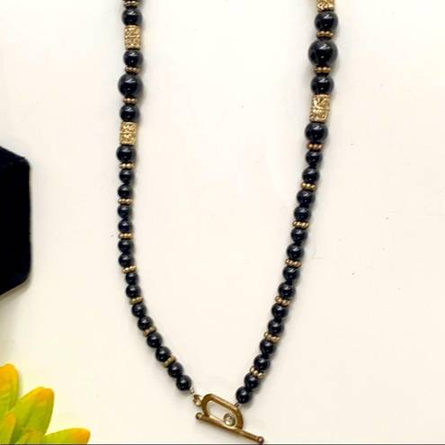 Onyx Vintage | Black  beaded necklace with matching earrings - like new!