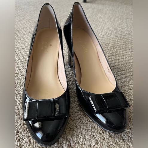 Kate Spade Bow Pumps in Black Patent Leather