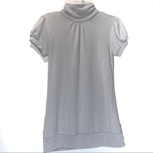 Timing  Light Gray Short Sleeve Turtleneck Sweater Medium