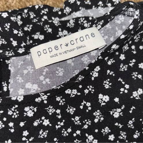 Paper Crane  shirt black floral blouse, elastic at short sleeves, size small