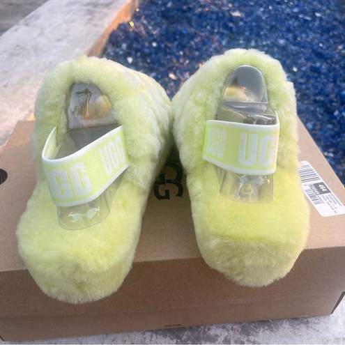 UGG New!  Fluff Yeah Slide Poppy Pollen Slipper Sandal Women Size 7