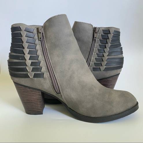 Sugar High  Heel Grey Chelsea Boots