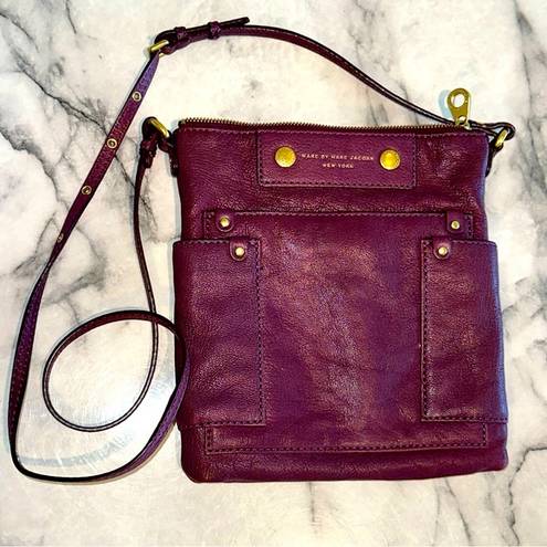 Marc by Marc Jacobs Vintage  Preppy Sia Leather Crossbody Handbag Bag Berry 10x9"