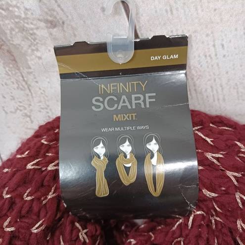 Mixit 🍎5/25 NWT  Infinity Knit Scarf Burgundy Golden Metallic