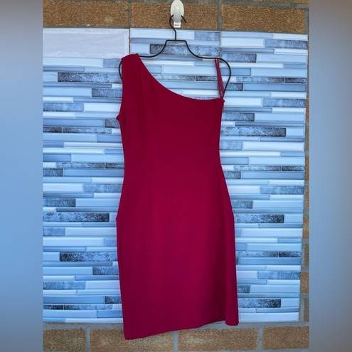 St. John  evening magenta Terry dress size 2