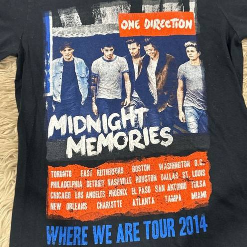 One Direction  Midnight Memories Concert T-shirt size small