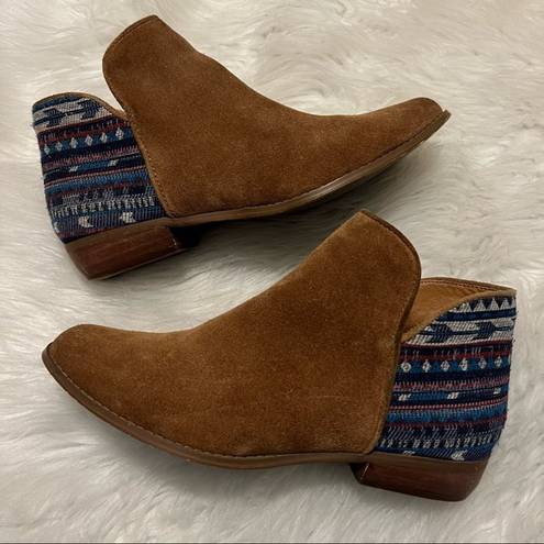 sbicca  Vintage Collection Boots Booties Brown Suede Southwest Print size 7.5