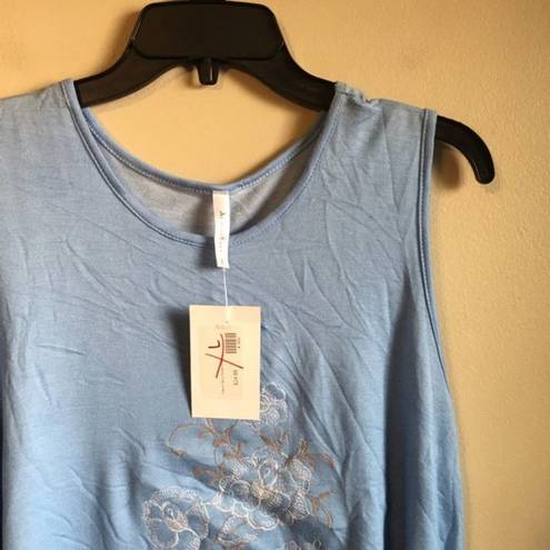 Acting Pro NWT  large blue tank top