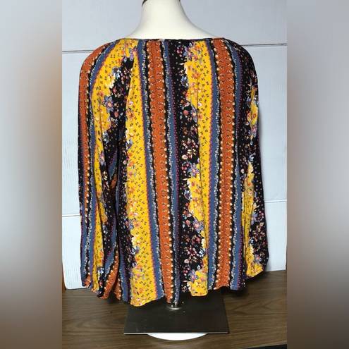 Harper Haptics by Holly  3X colorful flowy peasant blouse.