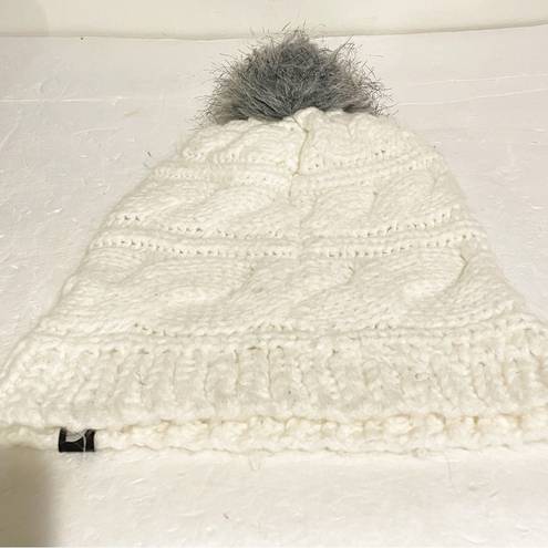 The North Face  Womans White Cable Thick Knit Pom Pom Beanie Hat