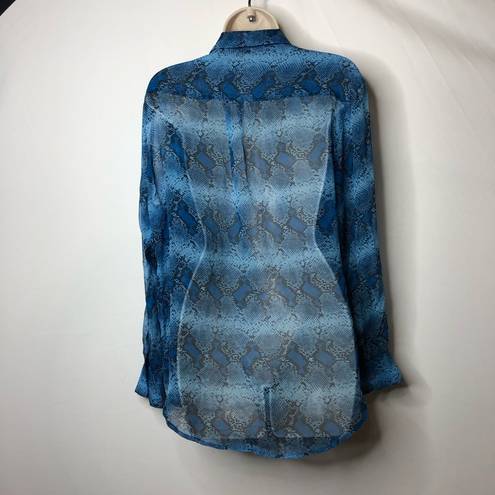 Equipment  Femme blue snake print 100% silk button down blouse size S