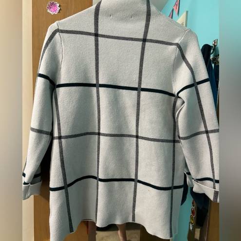 Tahari  Turtleneck Sweater