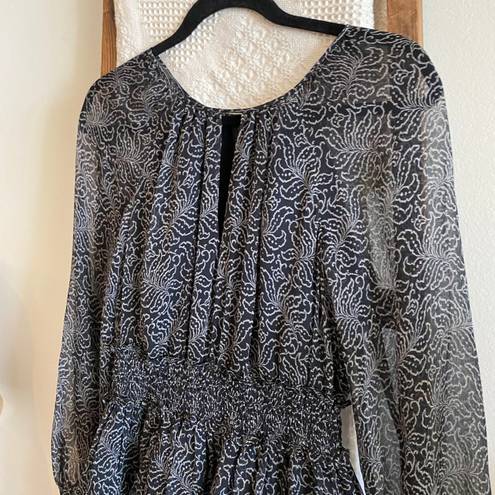 Cinq à Sept NWOT Cinq a Sept black & grey abstract print tiered long sleeve dress