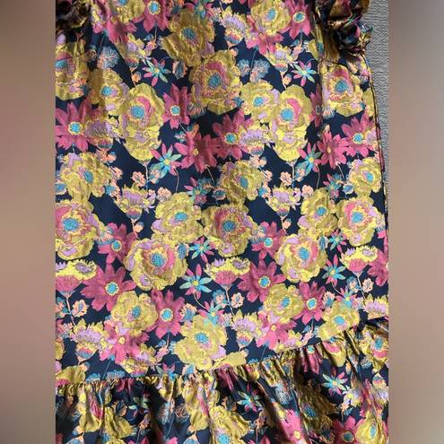 TCEC  Large, multi colored satin brocade material with beautiful flower pattern