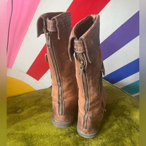 Ruff Hewn  Womens Leather Boots with Side Pocket! Distressed Size 9 EUC!