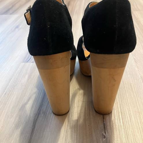 Kelsi Dagger  7.5 Black Leather Wooden Heels