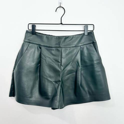 Susana Monaco  Faux Leather Pleated Shorts Dark Green Size Medium