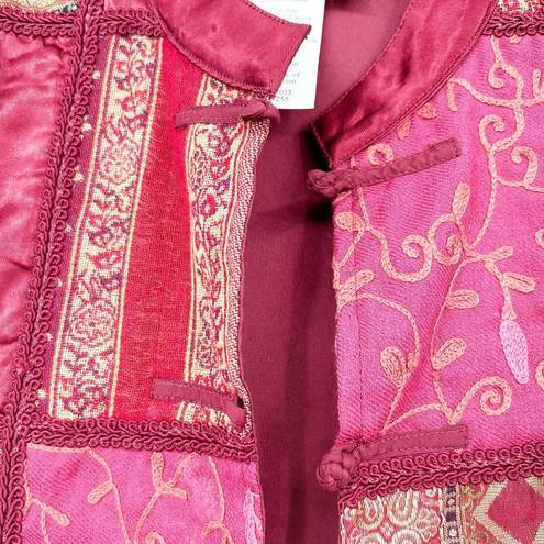 Coldwater Creek  Womens Vintage Wool Blend Patchwork Embroidered Vest Size M Red