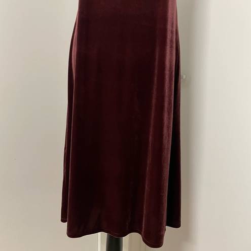 Uniqlo V-Neck Velvet Midi Dress