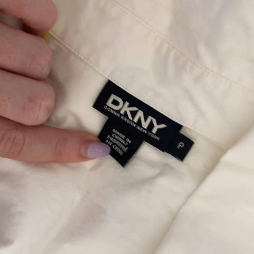 DKNY  White Bottom Up