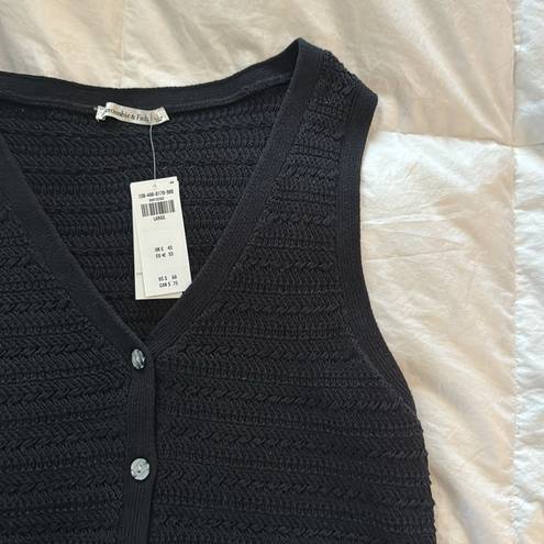 Abercrombie & Fitch Abercrombie crochet-style sweater vest