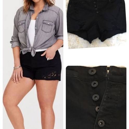 Torrid  BLACK DISTRESSED BUTTON FLY SHORTIES