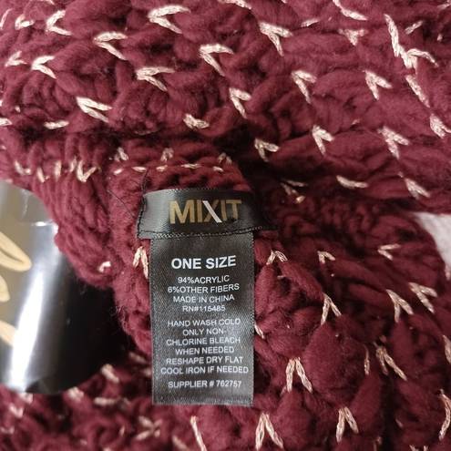 Mixit 🍎5/25 NWT  Infinity Knit Scarf Burgundy Golden Metallic