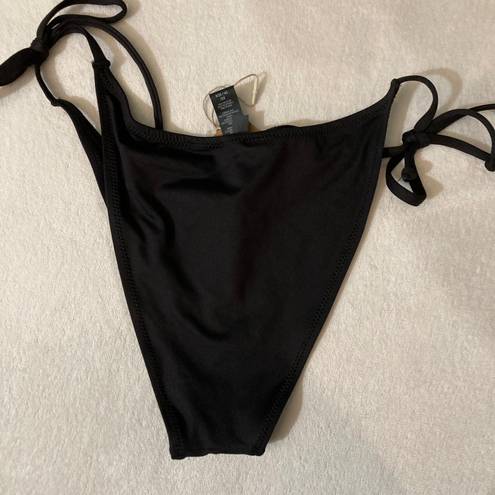 SKIMS Bikini Bottoms NWT XS