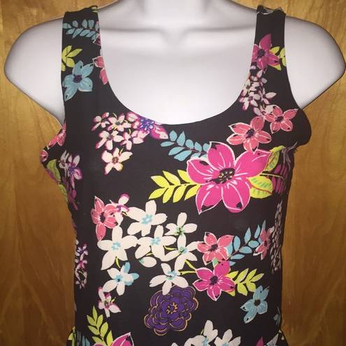 1st Kiss  Floral Peplum Top Size Medium