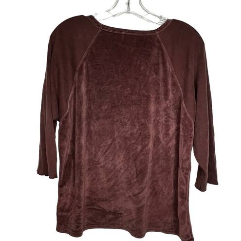 Natori Vintage  Velour Top