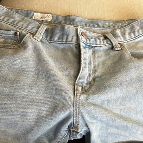 Gap 1969  gap jeans shorts 27 color light blue  length 13