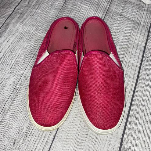 Nine West slip on sneakers pink w/white soles sz 7 women