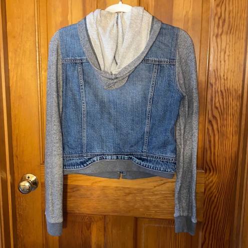 American Eagle EUC  Denim/Hoodie Jacket, Size Small